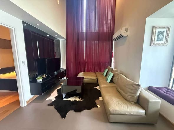 living room and bedroom of Downtown49