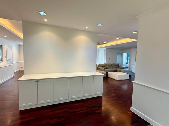 room interior of DS Towers1