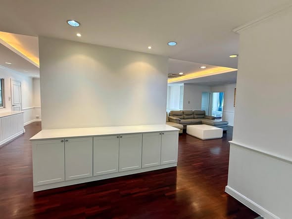 room interior of DS Towers1