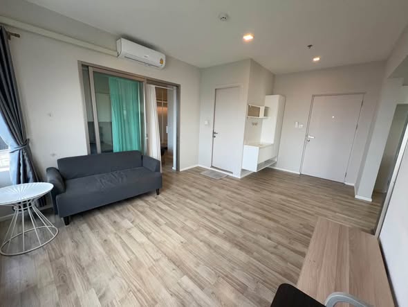 bedroom of Ease 2 Rama 2
