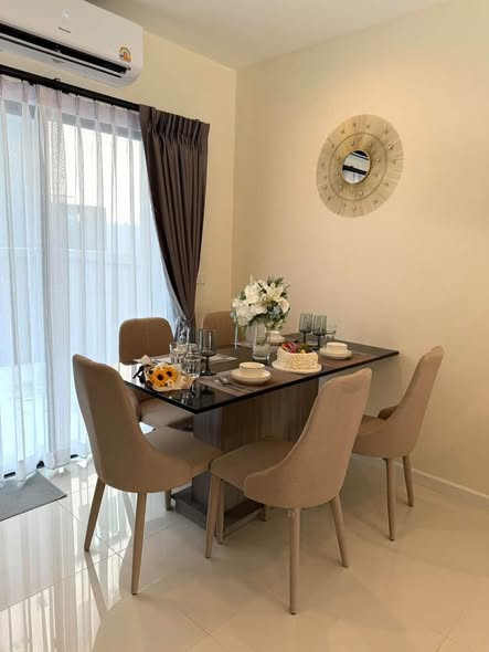 room interior of Eigen Premium Townhome