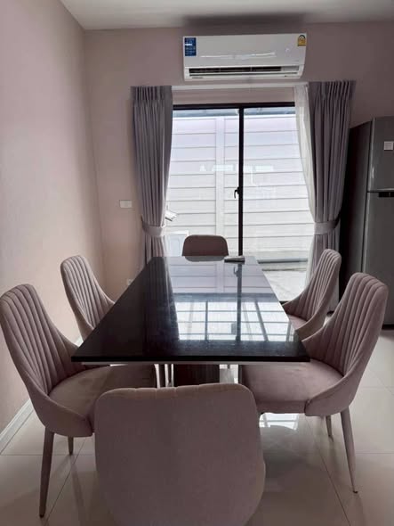 room interior of Eigen Premium Townhome