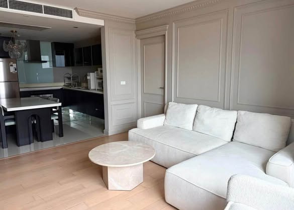 living room of Eight Thong Lo