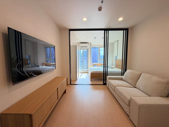 living room and room interior of Eight Thong Lo