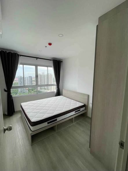 bedroom of Elio Sathorn-Wutthakat