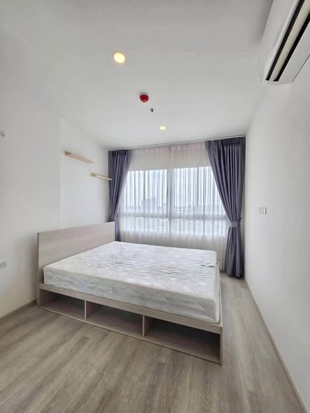 bedroom of Elio Sathorn-Wutthakat