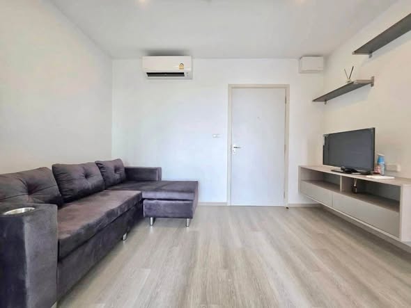 living room of Elio Sathorn-Wutthakat