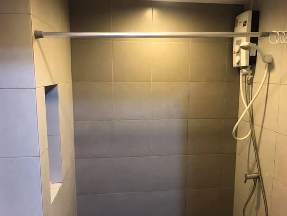 bathroom of Elio Sukhumvit 64