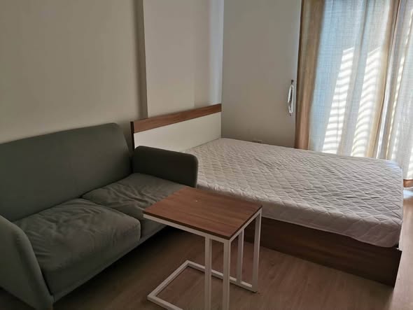bedroom of Elio Sukhumvit 64