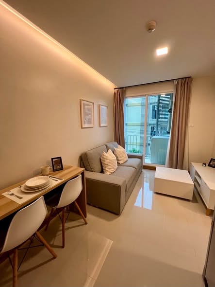 bedroom of Emerald Residence Ratchada Condominium