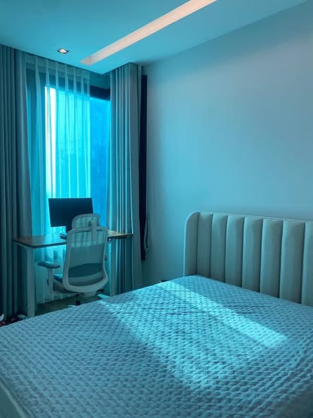 bedroom of Equinox Phahol Vibha