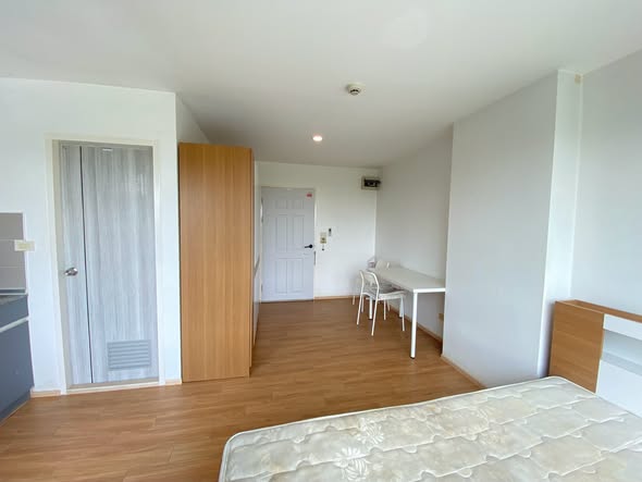 bedroom of Feel Condo Ratchadapisek 36