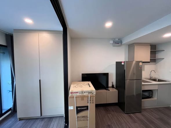 room interior of FLEXI Sathon-Charoen Nakhon