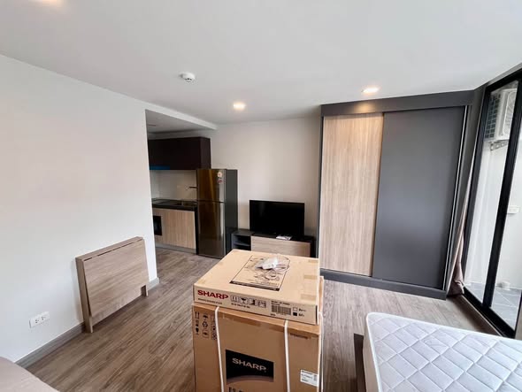 room interior of FLEXI Sathon-Charoen Nakhon