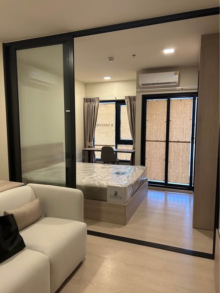 bedroom and room interior of FLO by Sansiri