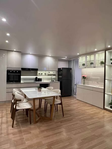 room interior and kitchen of Fortune CondoTown