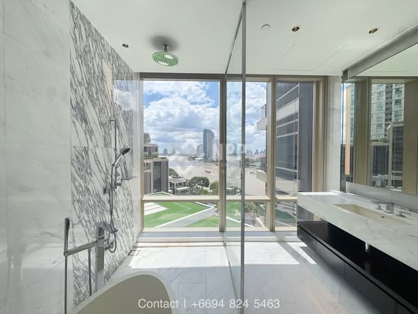 bathroom of Four Seasons Private Residences