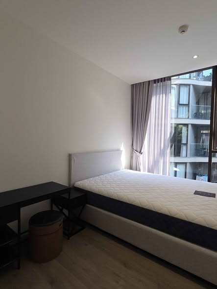 bedroom of Fynn Asoke