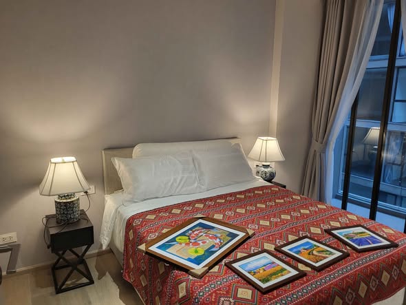 bedroom of Fynn Asoke