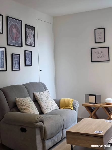 living room of Fynn Asoke