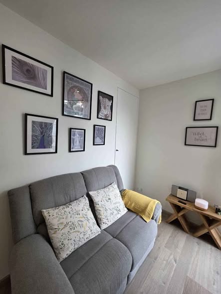 living room of Fynn Asoke
