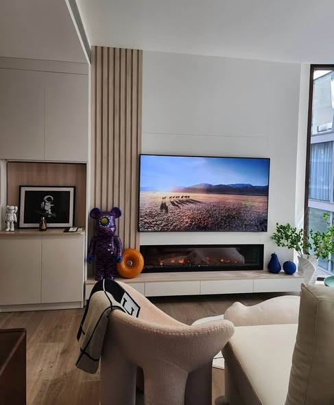 living room of Fynn Asoke