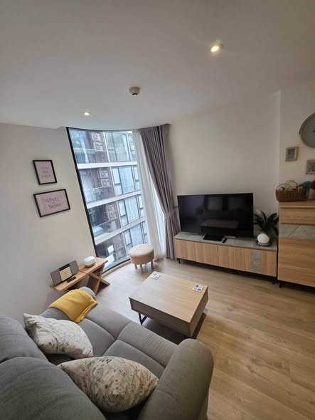 living room and room interior of Fynn Asoke