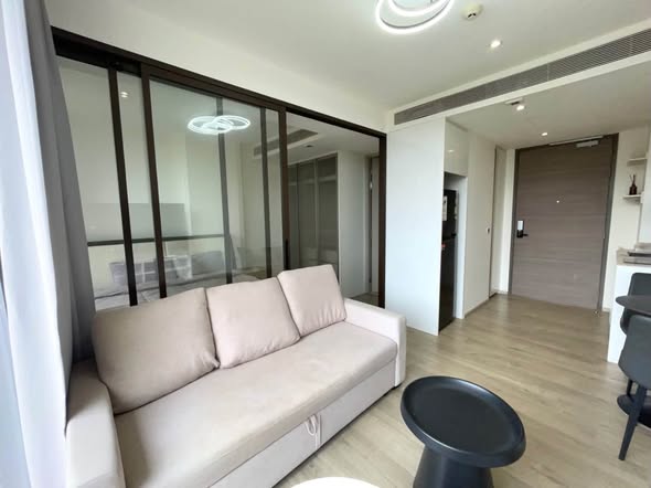 room interior of Fynn Asoke