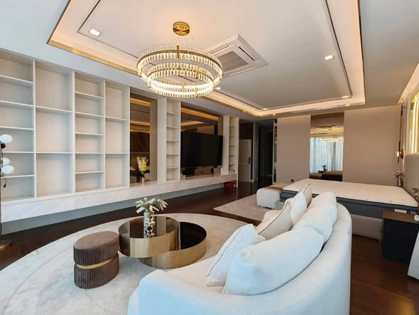 bedroom and living room of Grand Bangkok Boulevard East Rama 9