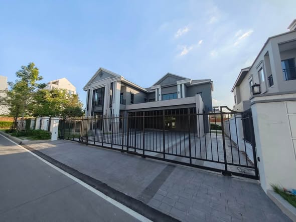 Grand Bangkok Boulevard Sukhumvit