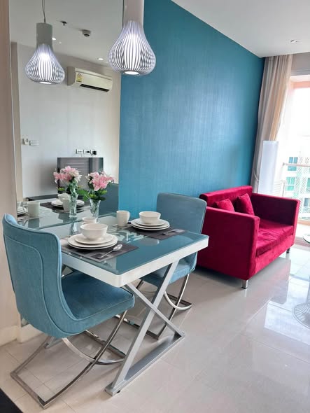living room and room interior of Grande Caribbean Condo