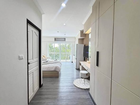 room interior of Green place condo