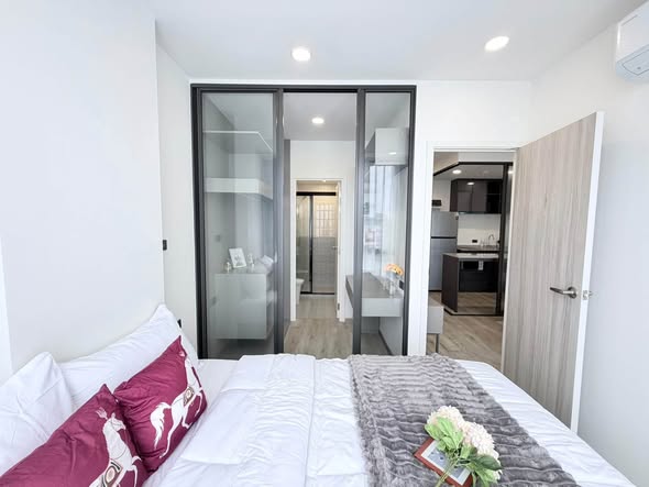 bedroom and room interior of Groove Ratchada-Ladprao (กรูฟ รัชดา-ลาดพร้าว)