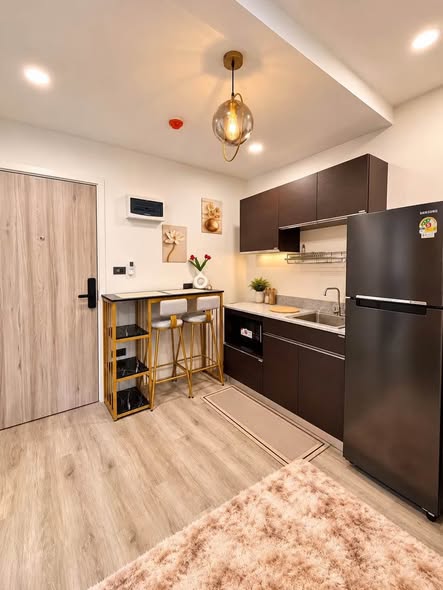 Groove Scape Ladprao-Sutthisan (กรูฟ สเคป ลาดพร้าว – สุทธิสาร)