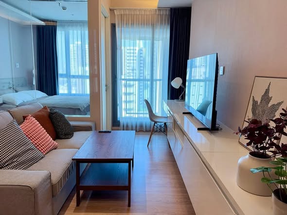 living room of H Sukhumvit 43 Condominium
