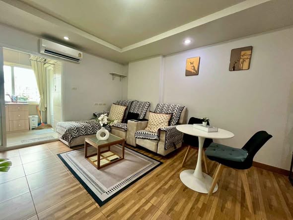 living room of Happy Condo Rachada 18