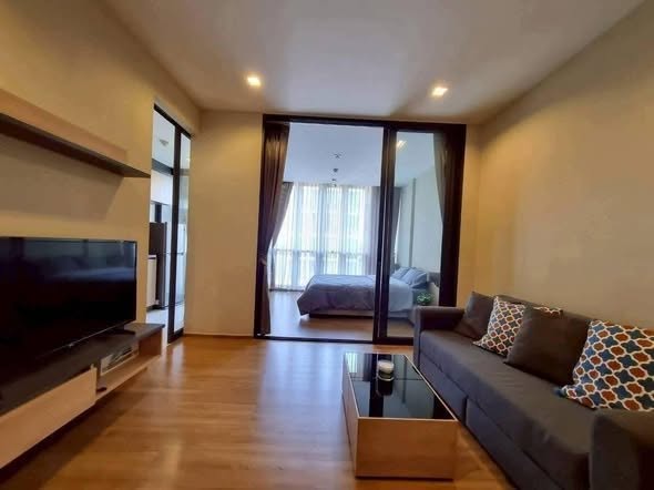 living room and bedroom of Hasu Haus