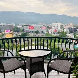 Hillside Plaza & Condotel 4