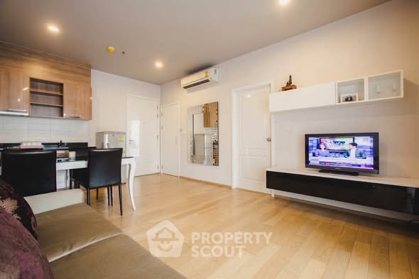 living room of Hive Sathorn