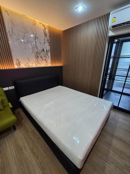 bedroom of HOPE AND GUY CONDOTOWN