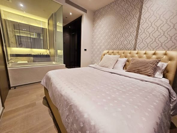 bedroom of HYDE Heritage Thonglor, Sukhumvit 59 main road