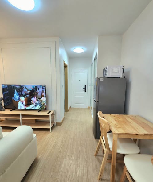 living room of i-House Laguna Garden RCA – Building A (Blue)