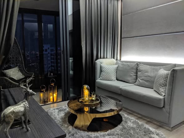 living room of Ideo Mobi Asoke