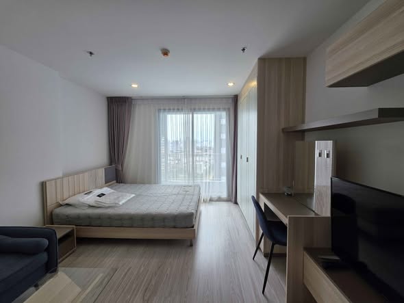 bedroom of Ideo Mobi Bangsue Grand Interchange