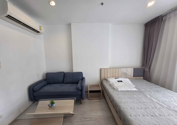 bedroom of Ideo Mobi Bangsue Grand Interchange