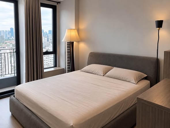 bedroom of Ideo Mobi Rang Nam