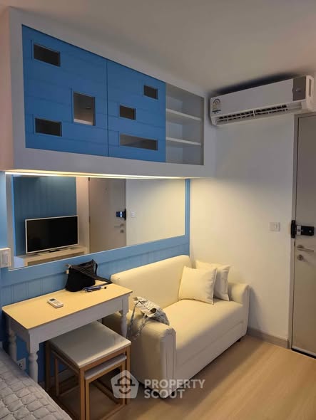 bedroom of Ideo Mobi Sathorn