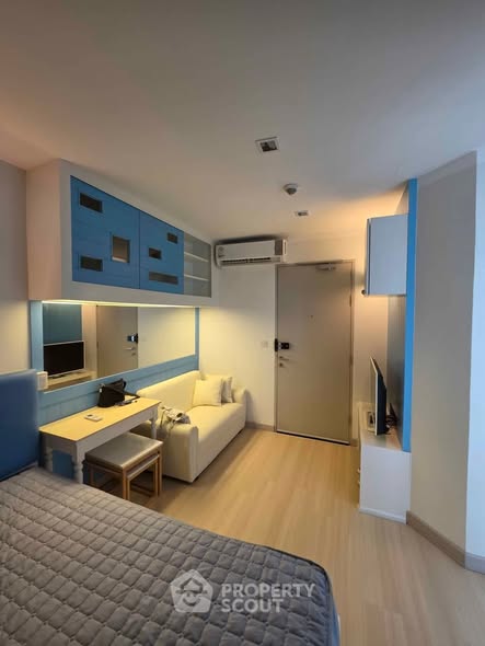 bedroom of Ideo Mobi Sathorn