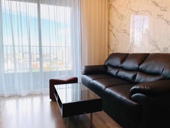 living room of Ideo Mobi Sukhumvit 66