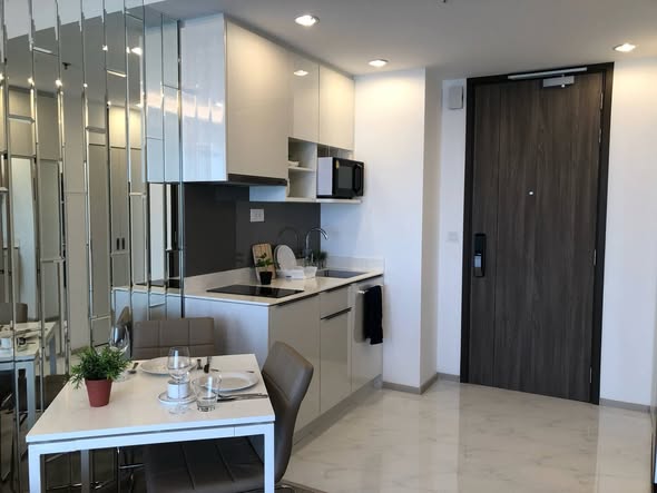 room interior of Ideo Mobi Sukhumvit 66
